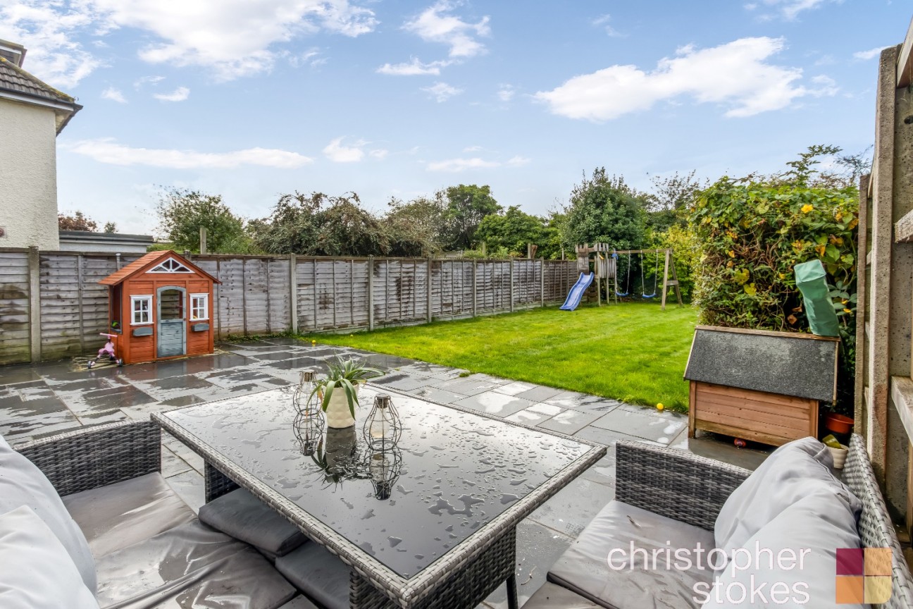 Goffs Oak Avenue, Goffs Oak, Hertfordshire, EN7 5NJ