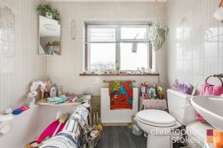 Moreton Close, Cheshunt, Hertfordshire, EN7 6LX