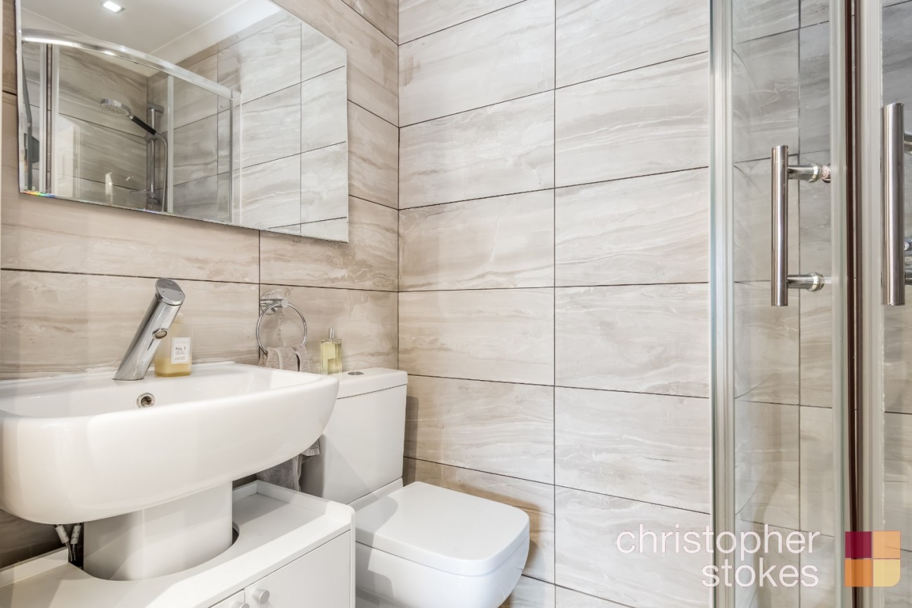 Turnford Villas, High Road, Turnford, Broxbourne, Hertfordshire, EN10 6BE