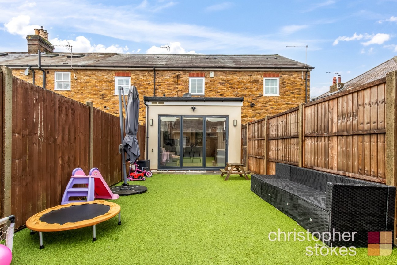 Turnford Villas, High Road, Turnford, Broxbourne, Hertfordshire, EN10 6BE