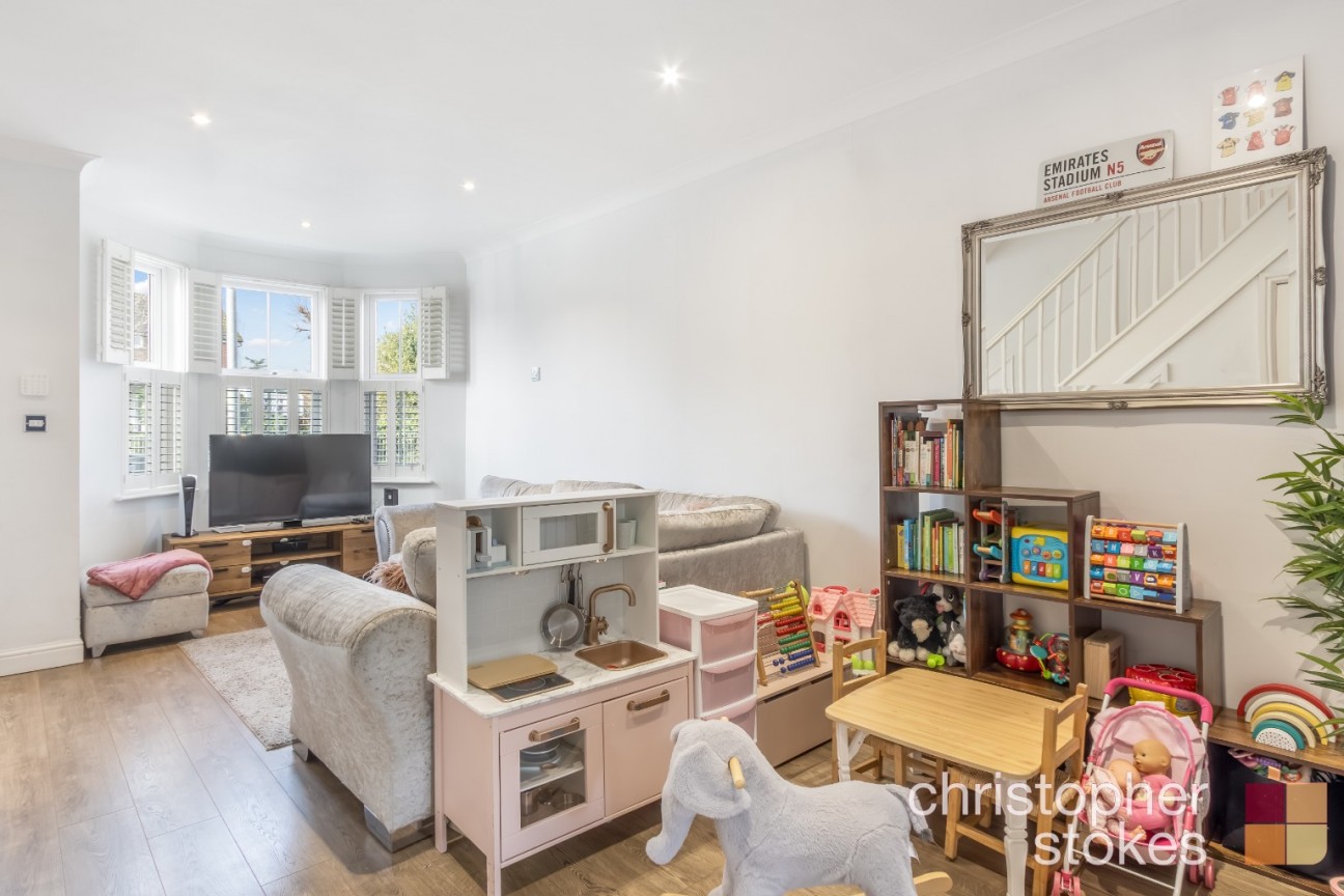 Turnford Villas, High Road, Turnford, Broxbourne, Hertfordshire, EN10 6BE