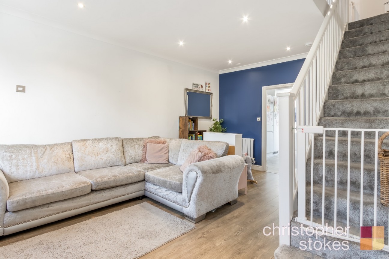 Turnford Villas, High Road, Turnford, Broxbourne, Hertfordshire, EN10 6BE