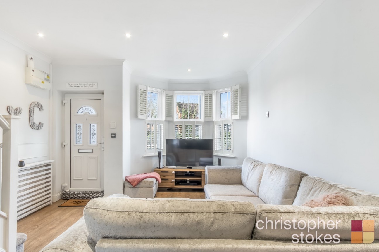 Turnford Villas, High Road, Turnford, Broxbourne, Hertfordshire, EN10 6BE