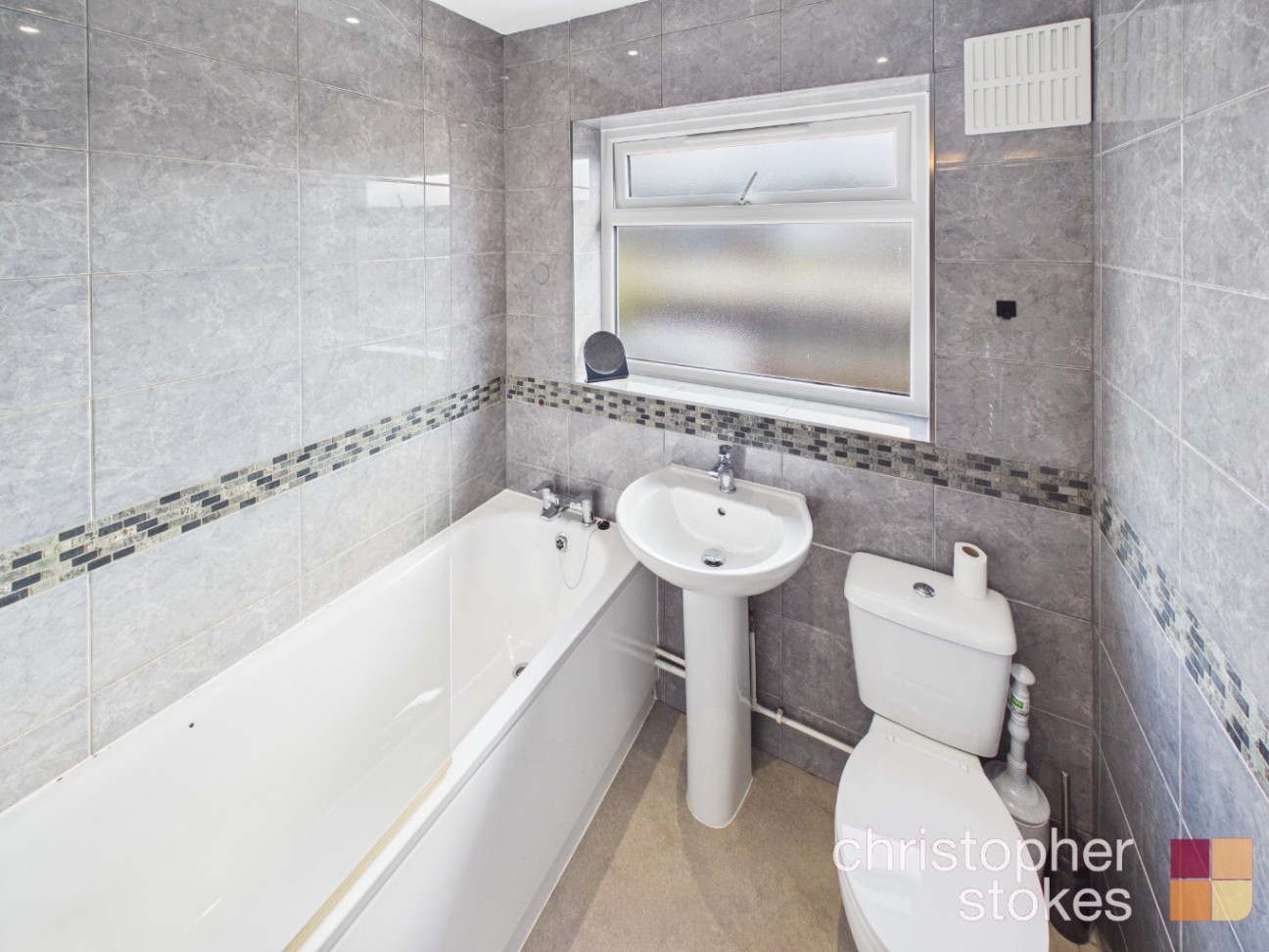 Royal Avenue, Waltham Cross, Hertfordshire, EN8 7QS