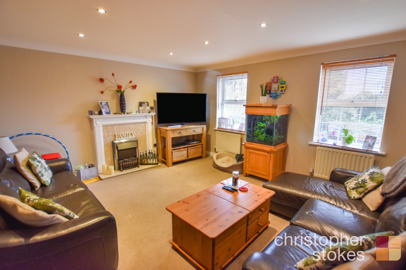 Glen Luce, Turners Hill, Cheshunt, Waltham Cross, Hertfordshire, EN8 8NW