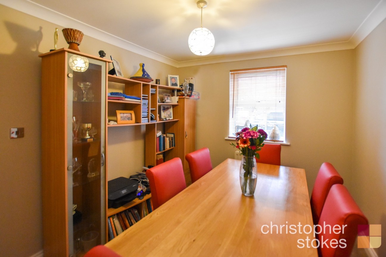 Glen Luce, Turners Hill, Cheshunt, Waltham Cross, Hertfordshire, EN8 8NW