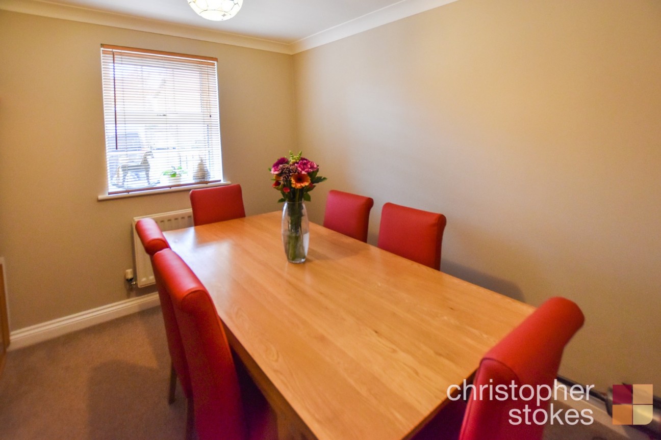 Glen Luce, Turners Hill, Cheshunt, Waltham Cross, Hertfordshire, EN8 8NW