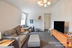 Lambs Close, Cuffley, Potters Bar, Hertfordshire, EN6 4HB