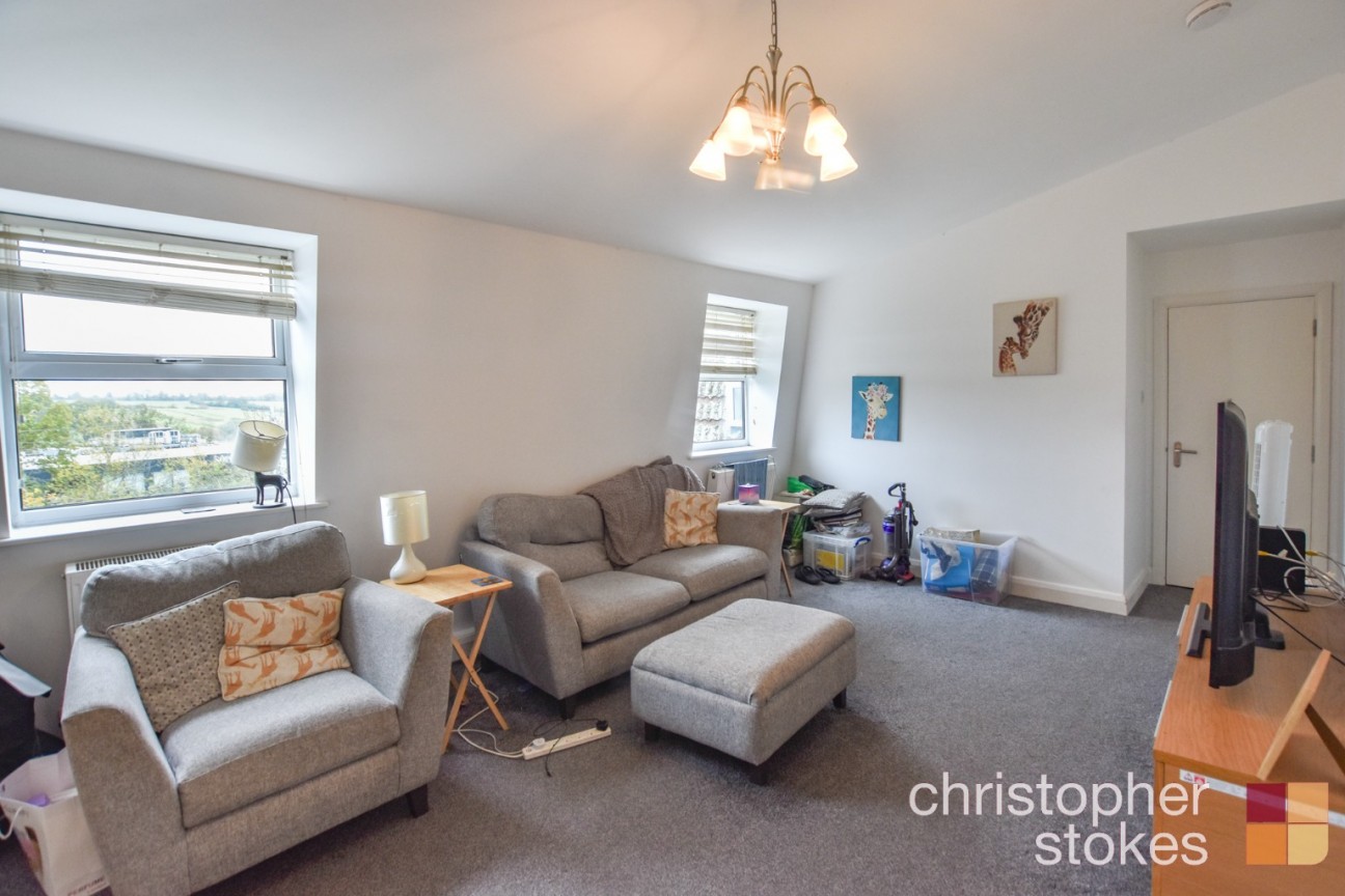 Lambs Close, Cuffley, Potters Bar, Hertfordshire, EN6 4HB
