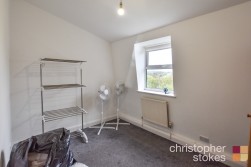 Lambs Close, Cuffley, Potters Bar, Hertfordshire, EN6 4HB