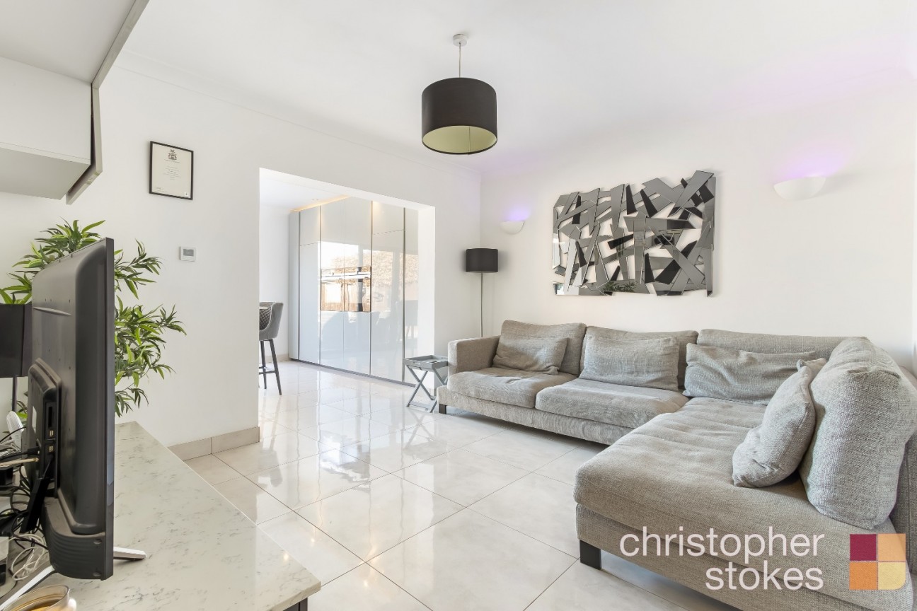 Beltona Gardens, Cheshunt, Waltham Cross, Hertfordshire, EN8 0PA