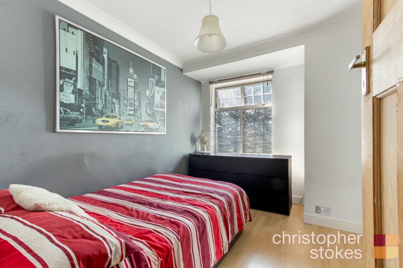 Beltona Gardens, Cheshunt, Waltham Cross, Hertfordshire, EN8 0PA