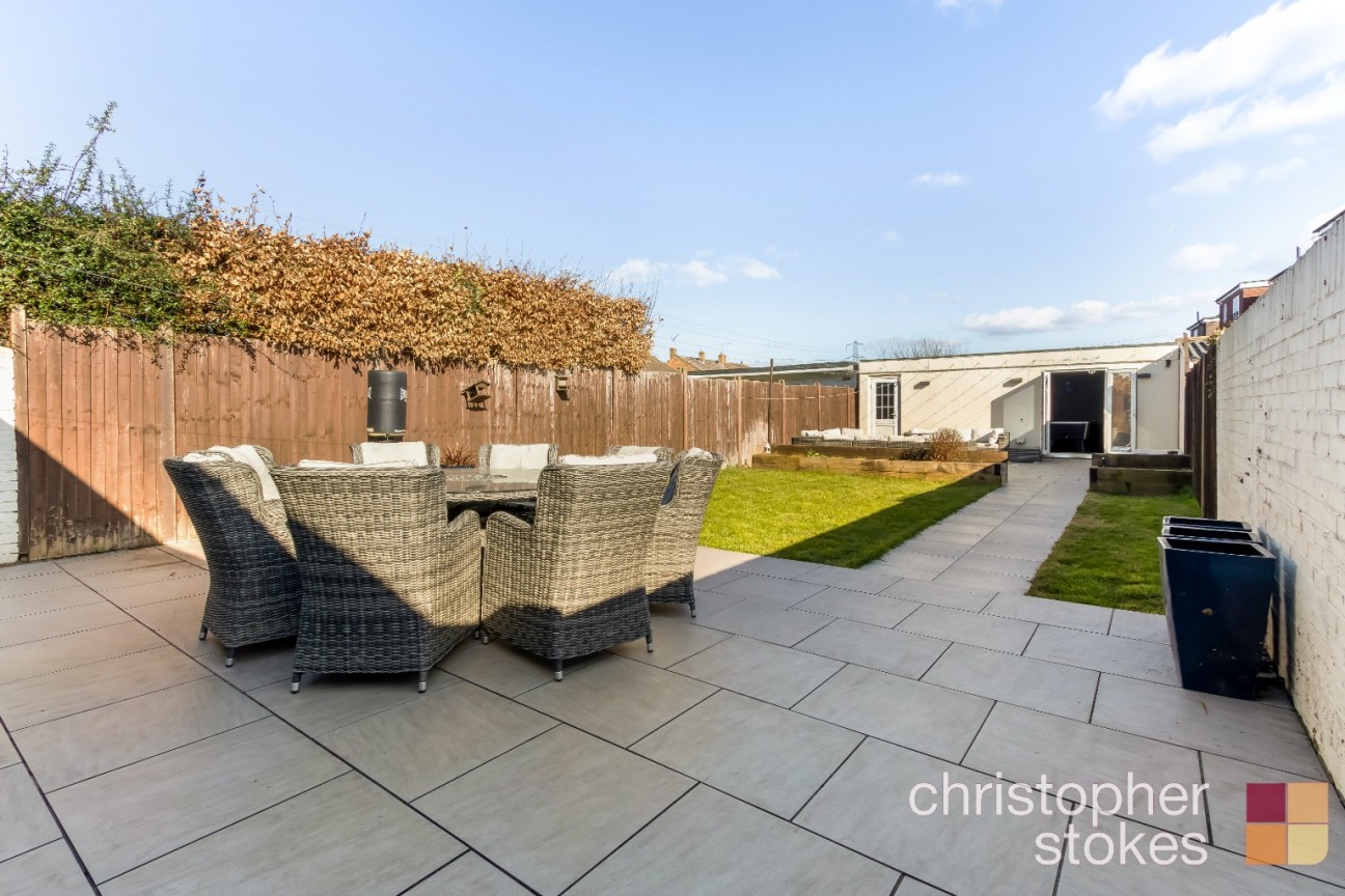 Beltona Gardens, Cheshunt, Waltham Cross, Hertfordshire, EN8 0PA
