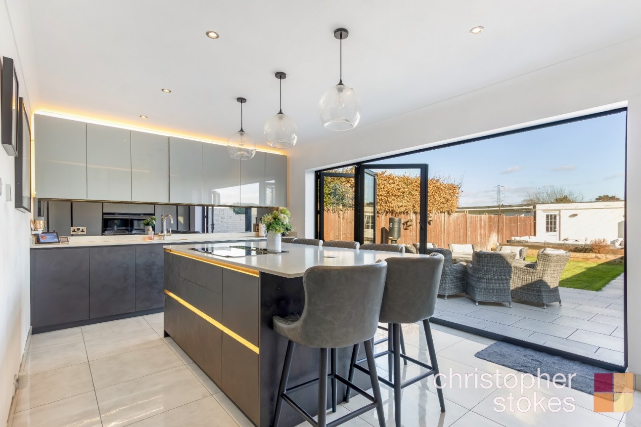 Beltona Gardens, Cheshunt, Waltham Cross, Hertfordshire, EN8 0PA