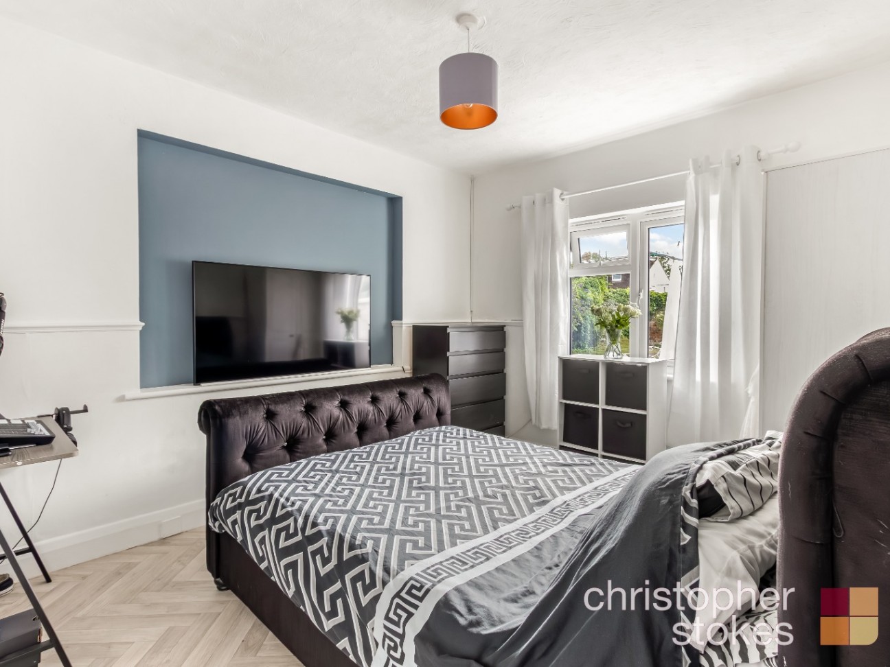 Churchgate, Cheshunt, Waltham Cross, EN8 9NB