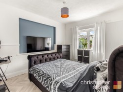 Churchgate, Cheshunt, Waltham Cross, EN8 9NB