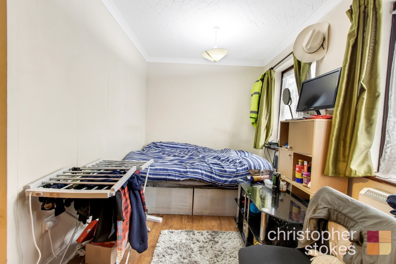 Maple Leaf Court, Cross Road, Waltham Cross, Hertfordshire, EN8 7HU