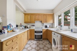 Northfield Road, Waltham Cross, Hertfordshire, EN8 7RG