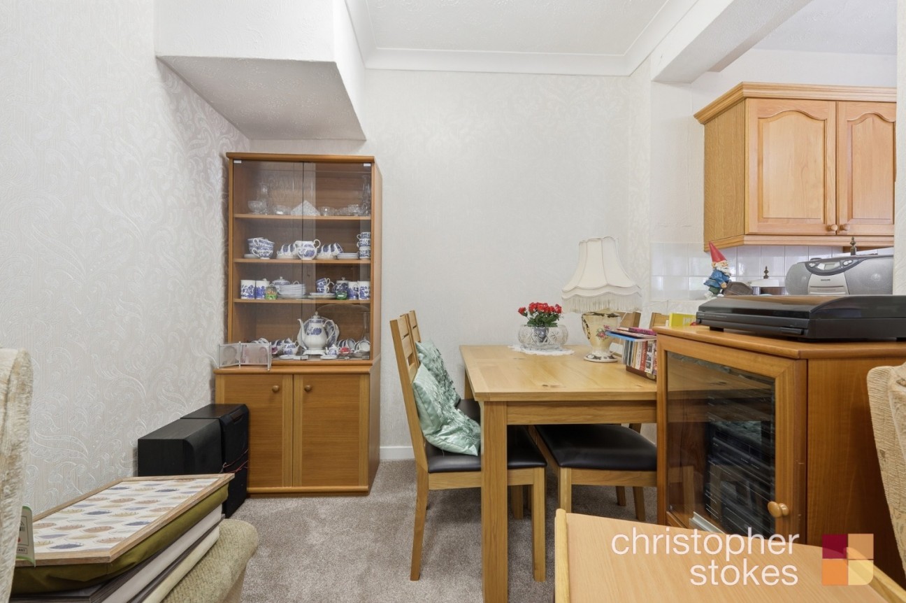 Northfield Road, Waltham Cross, Hertfordshire, EN8 7RG