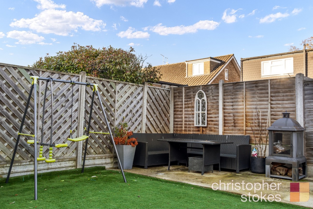Hilltop Close, Cheshunt, Hertfordshire, EN7 6QN
