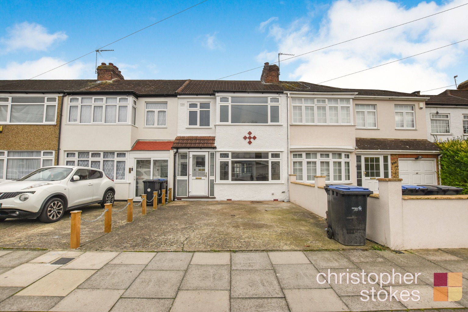 Albany Park Avenue, Enfield, Greater London, EN3 5NZ