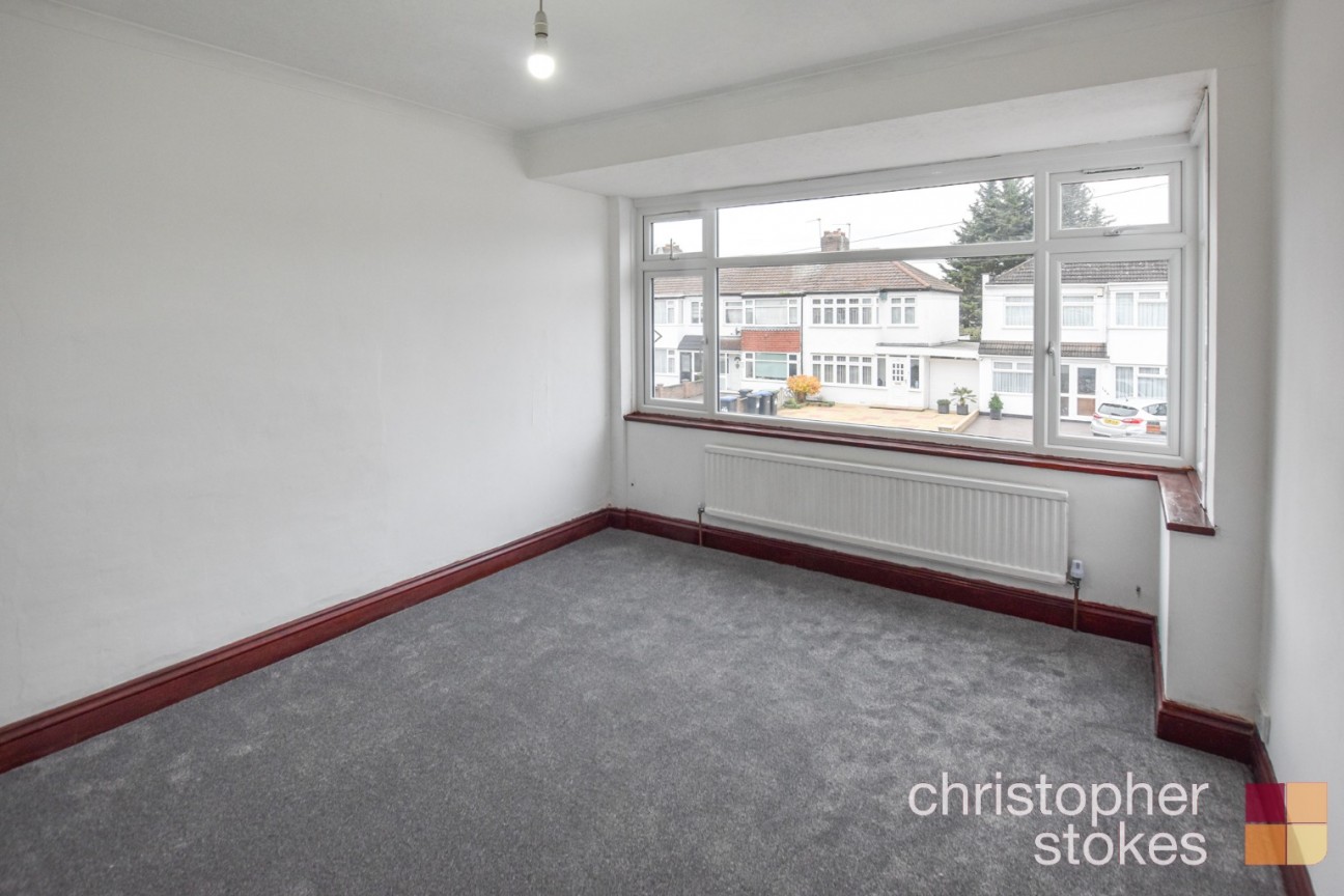 Albany Park Avenue, Enfield, Greater London, EN3 5NZ