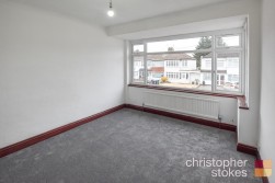 Albany Park Avenue, Enfield, Greater London, EN3 5NZ