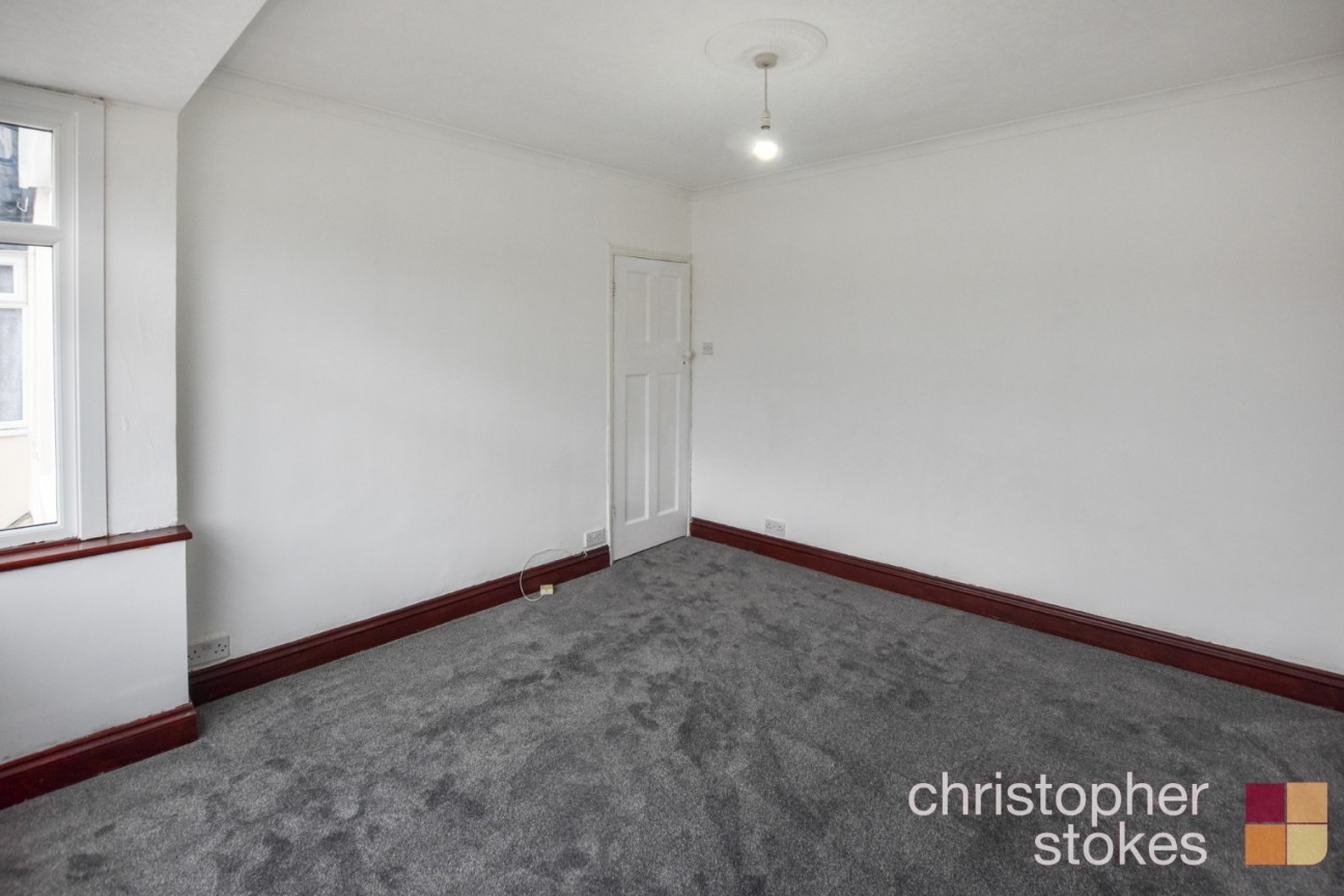 Albany Park Avenue, Enfield, Greater London, EN3 5NZ