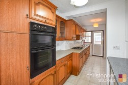 Albany Park Avenue, Enfield, Greater London, EN3 5NZ