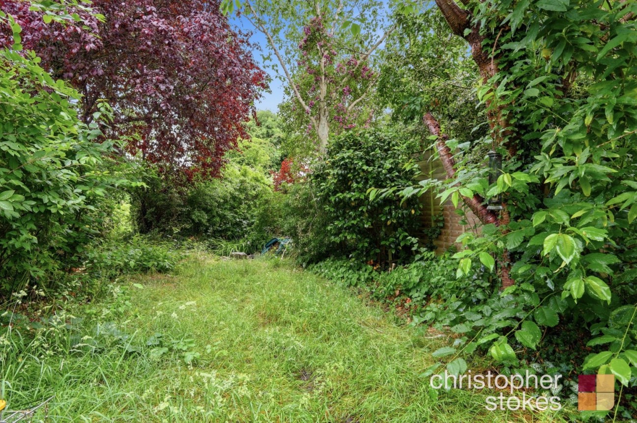 Churchgate Road, Cheshunt,Hertfordshire, EN8 9EL