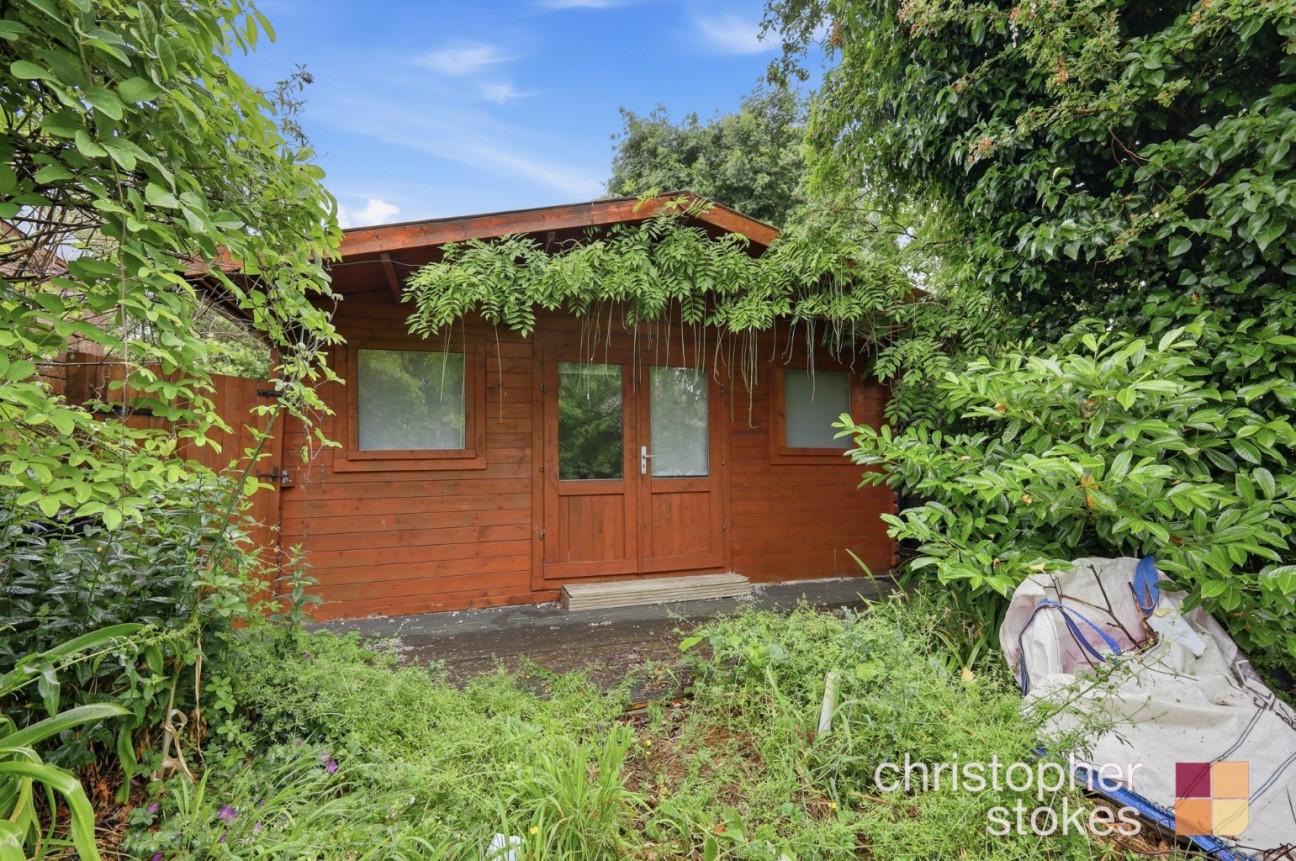 Churchgate Road, Cheshunt,Hertfordshire, EN8 9EL