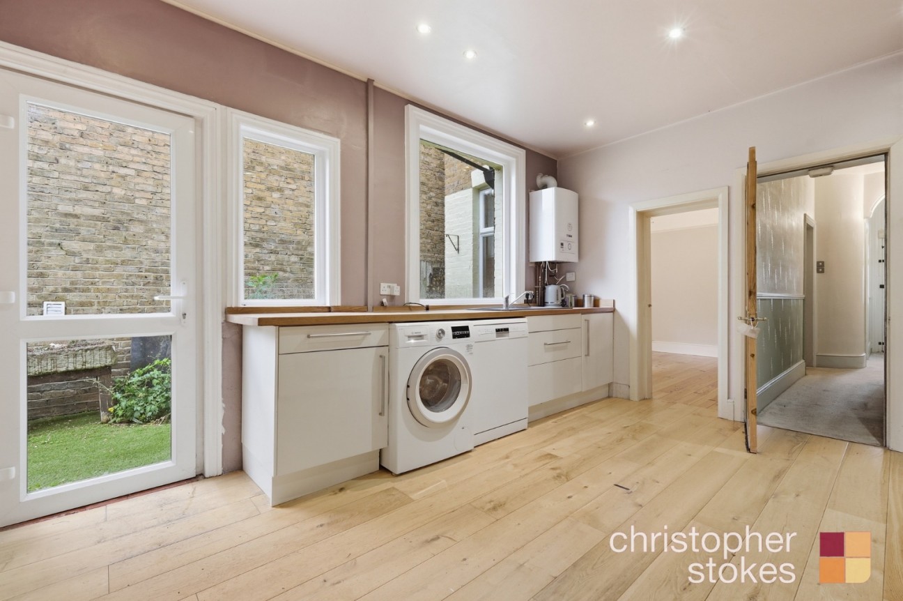 Churchgate Road, Cheshunt,Hertfordshire, EN8 9EL