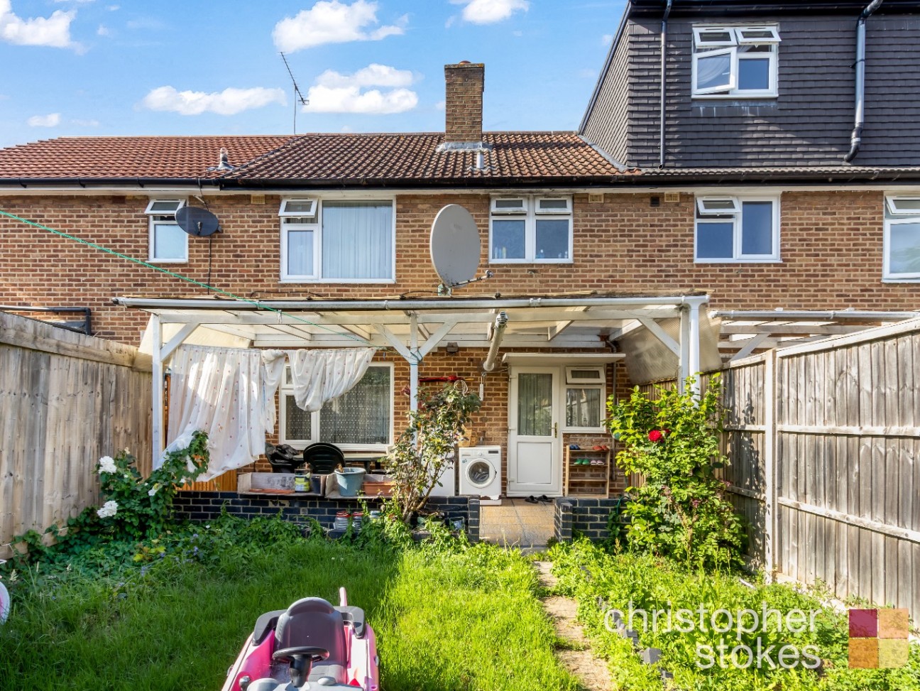 Darcy Close, Cheshunt, Hertfordshire, EN8 8UQ