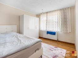 Darcy Close, Cheshunt, Hertfordshire, EN8 8UQ