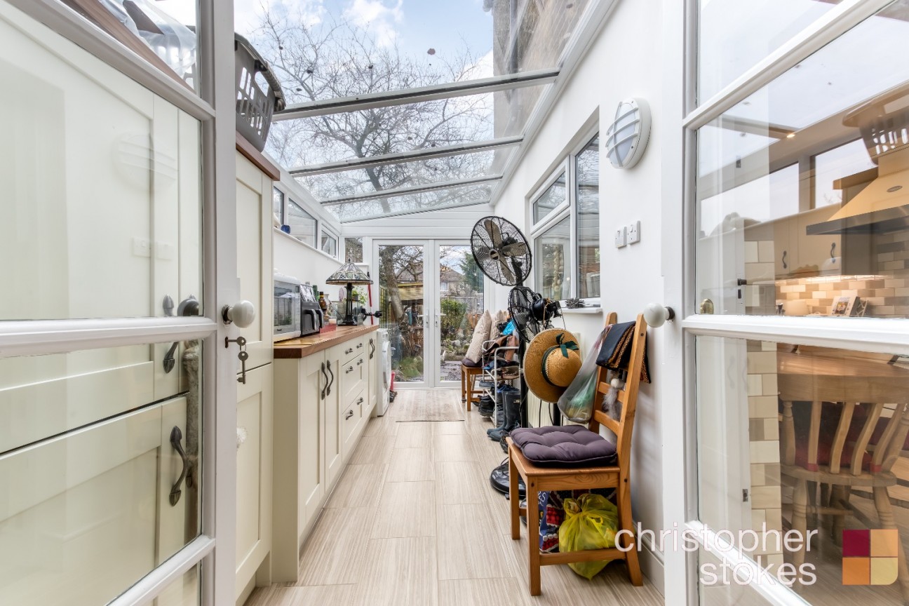 Turners Hill, Cheshunt, Waltham Cross, Hertfordshire, EN8 9DD