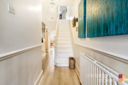 Turners Hill, Cheshunt, Waltham Cross, Hertfordshire, EN8 9DD