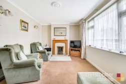 Ousden Drive, Cheshunt, Waltham Cross, Hertfordshire, EN8 9RL