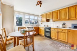 Ousden Drive, Cheshunt, Waltham Cross, Hertfordshire, EN8 9RL
