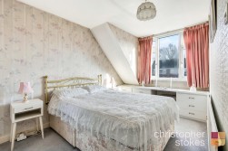 Ousden Drive, Cheshunt, Waltham Cross, Hertfordshire, EN8 9RL