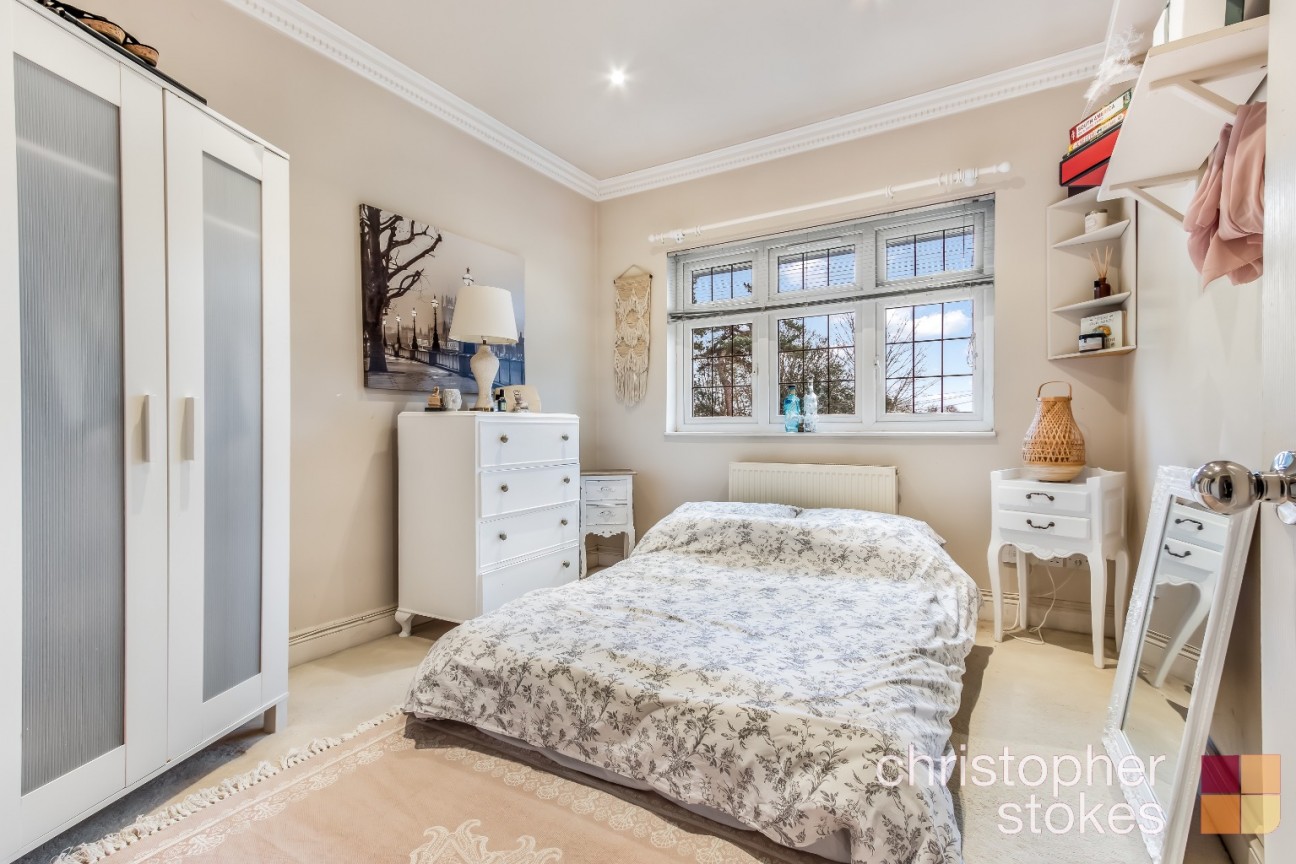 Dig Dag Hill, Cheshunt, Hertfordshire, EN7 6NS
