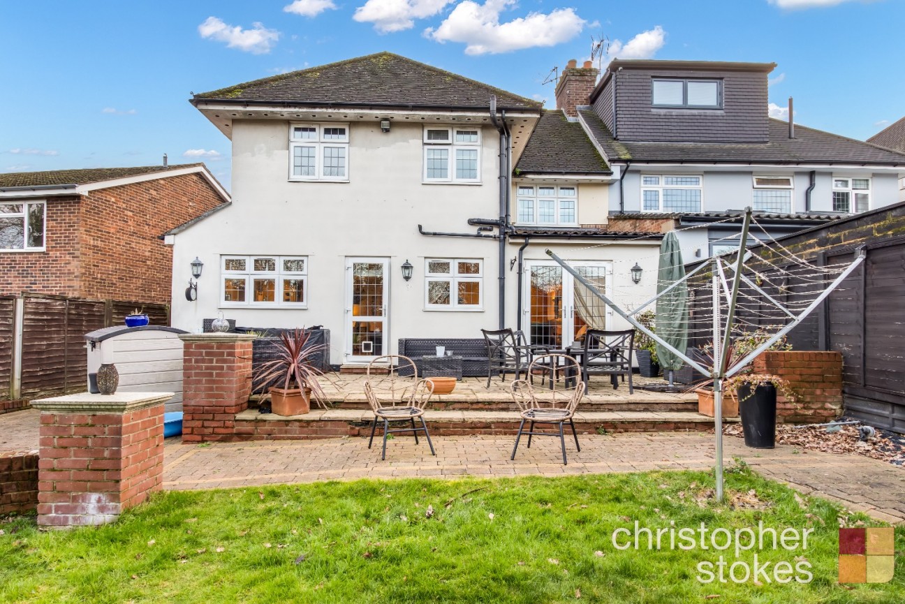 Dig Dag Hill, Cheshunt, Hertfordshire, EN7 6NS