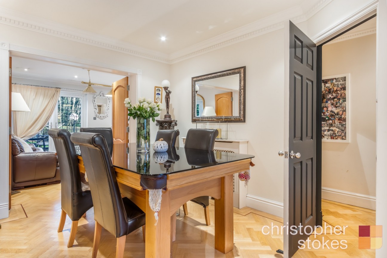 Dig Dag Hill, Cheshunt, Hertfordshire, EN7 6NS