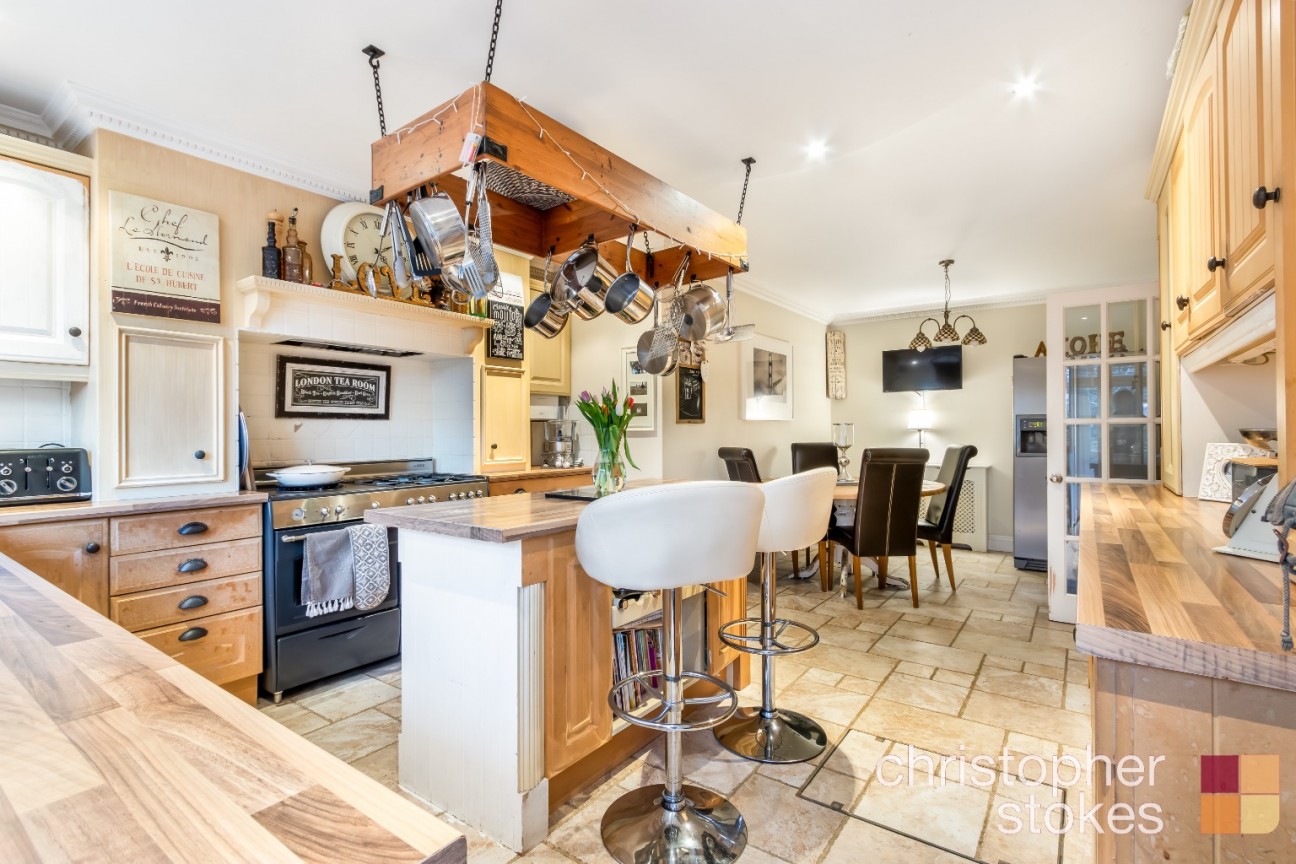 Dig Dag Hill, Cheshunt, Hertfordshire, EN7 6NS