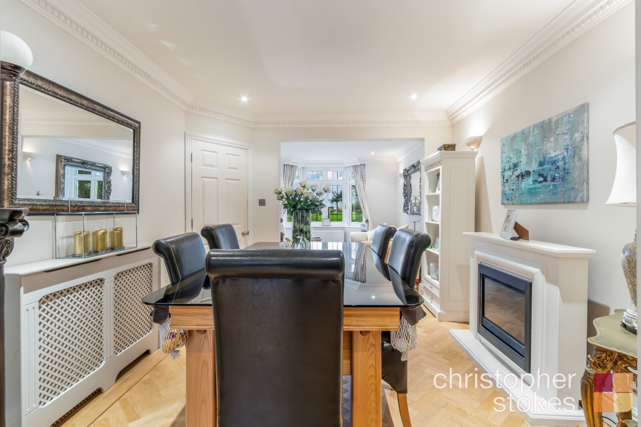 Dig Dag Hill, Cheshunt, Hertfordshire, EN7 6NS