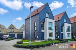 Willow Tree Drive, Waltham Cross, Hertfordshire, EN8 7FL