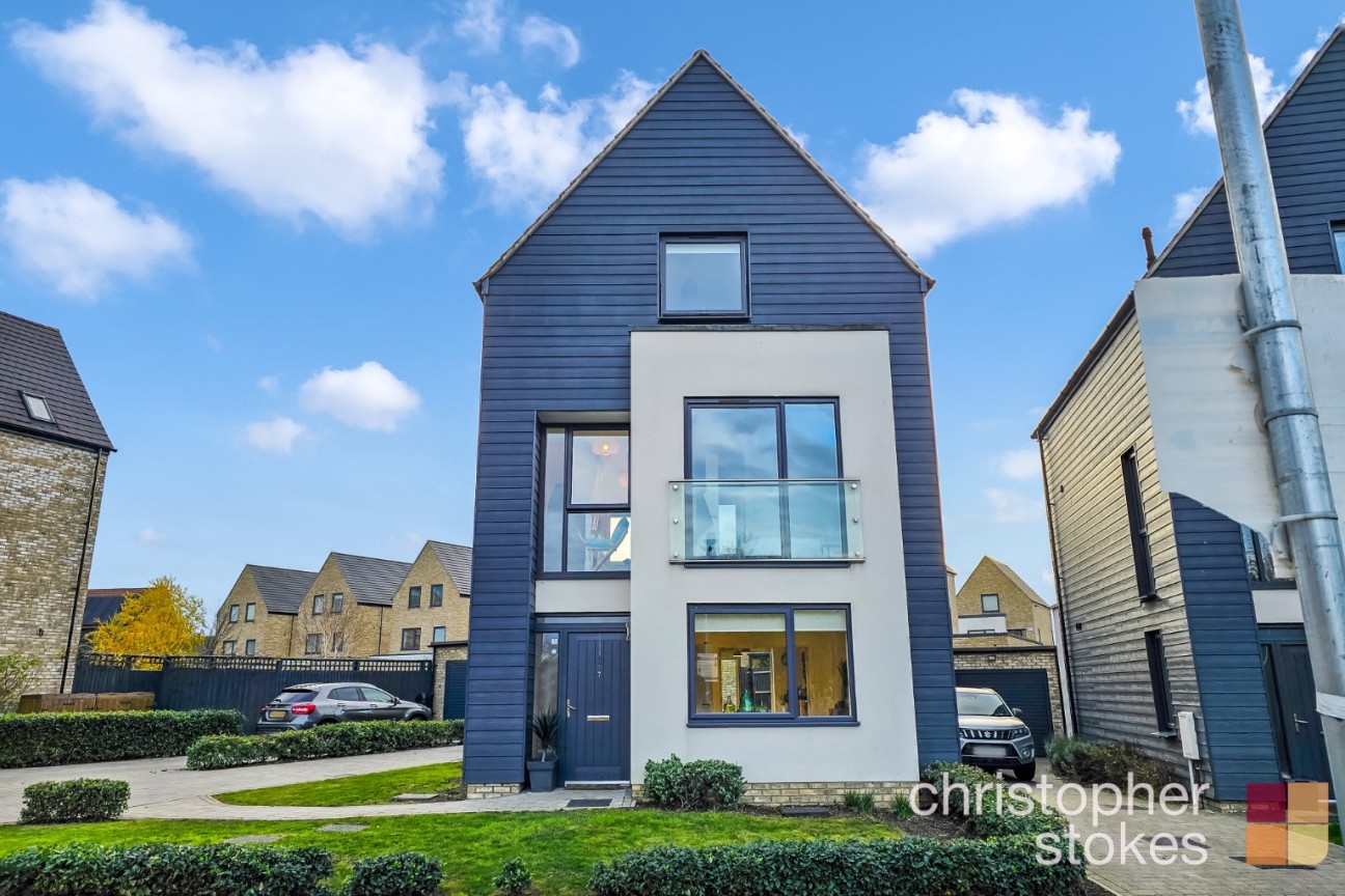 Willow Tree Drive, Waltham Cross, Hertfordshire, EN8 7FL