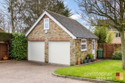 Hammondstreet Road, Cheshunt, Hertfordshire, EN7 6PW