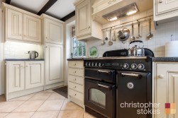 Hammondstreet Road, Cheshunt, Hertfordshire, EN7 6PW