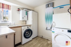 Hammondstreet Road, Cheshunt, Hertfordshire, EN7 6PW