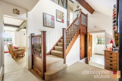 Hammondstreet Road, Cheshunt, Hertfordshire, EN7 6PW